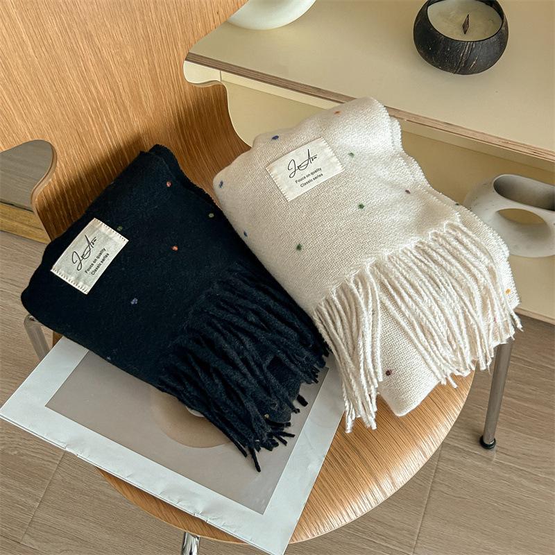 Cream Sweet Girl Wind Color Dot Tassel Scarf Women'S Winter Premium Soft Glutinous Fashion College Style Warm Neck