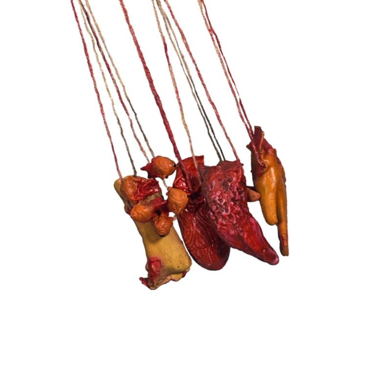 Authentic Bloody Hands Feet Simulation Hanging Props Friendly Latex Resin Crafts For Halloween Horror Event