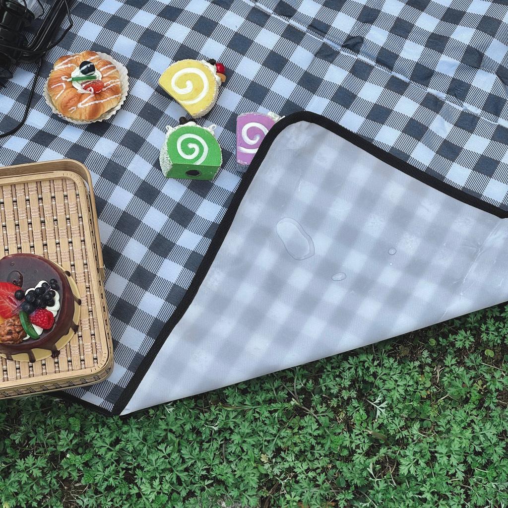 Extra Large Outdoor Foldable Portable Sand Proof Waterproof Picnic Beach Mat Blanket Rug Camping