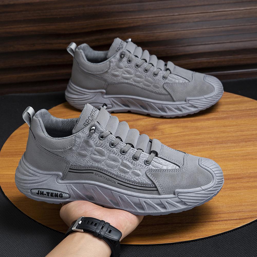 Large size men's shoes autumn travel non-slip and wear-resistant casual sports shoes sports shoes youth men's sports shoes