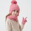Набор из 3 предметов: детская шапка, шарф, перчатки. Цветная шапка с текстурой «косичка», утолщенная плюшевая подкладка, гетра для шеи, вязаные перчатки.