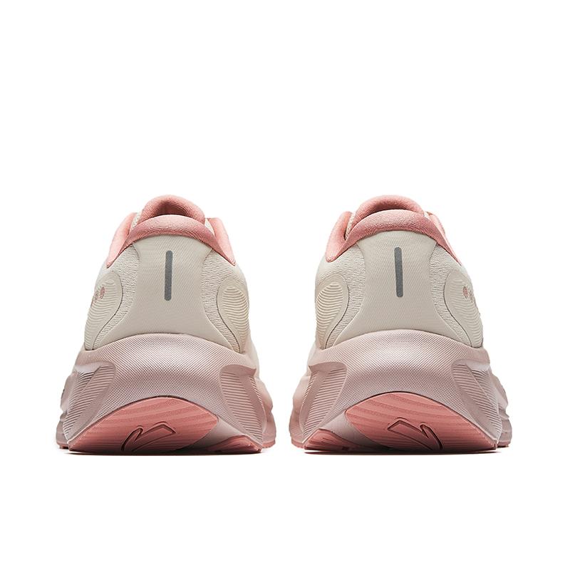 Anta Женские профессиональные беговые кроссовки с амортизацией Off White Pink 122545545-3