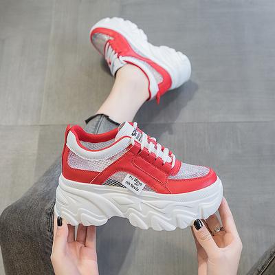Женские летние кроссовки на толстой подошве с круглым носком, новые модели весна-лето 2025, внутренняя высота увеличивает см, сетчатые дышащие маленькие белые кроссовки f