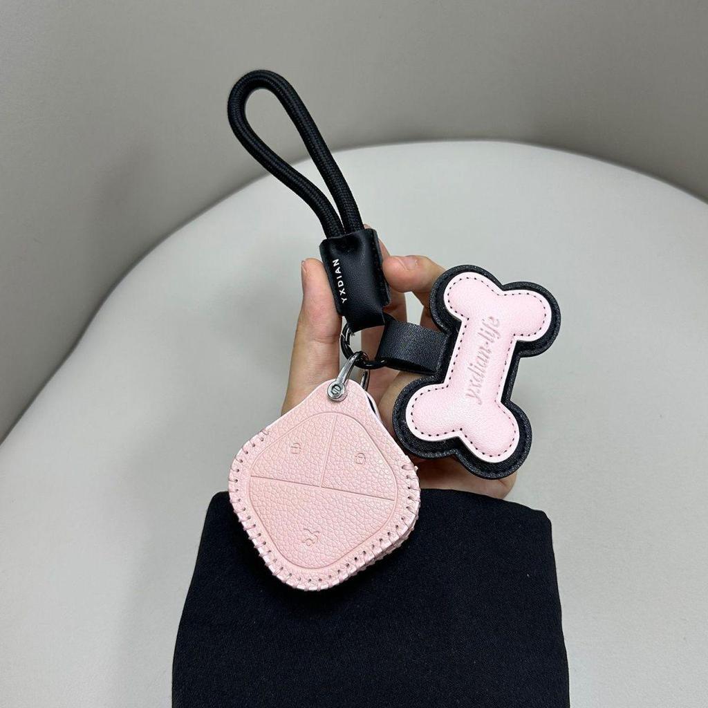 Wuling Bingo Plus Key Cover for 25 Models, Hongguang MINI, and Baojun Yue - Macaron Style Car Shell Buckle