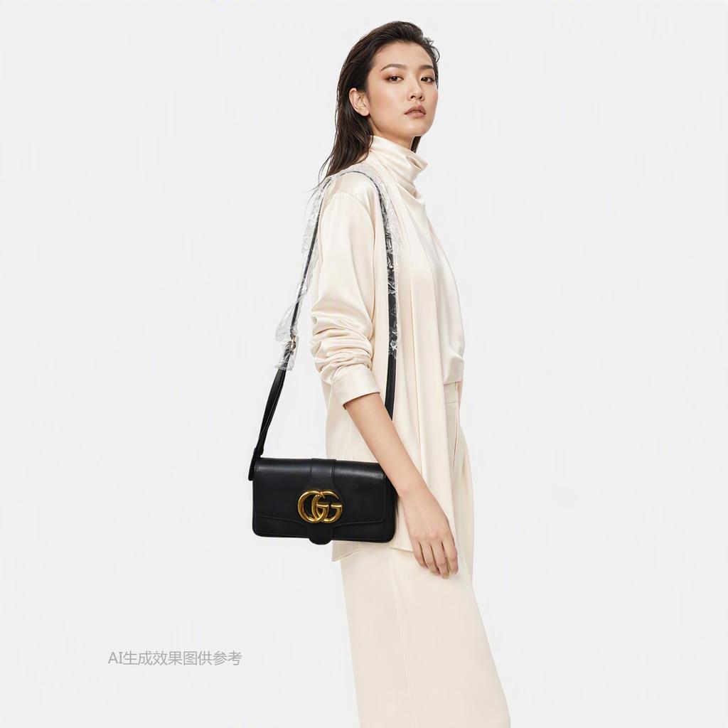 [Pre-Owned] Arli Gold Logo Double G Metal Accessory Leather Small Square Crossbody Shoulder Bag - Good #TJVH3B