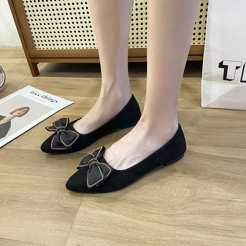 Модная женская обувь 2024 года, модная женская обувь на плоской подошве весна-осень, модная удобная женская обувь с заостренным носком и мелким носом