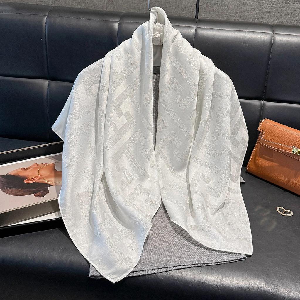 New Women Fashion Silky Kerchief Shawl Ethnic Travel Scarves Bufanda Jacquard Scarf Printed Decorative Summer Sun Protection