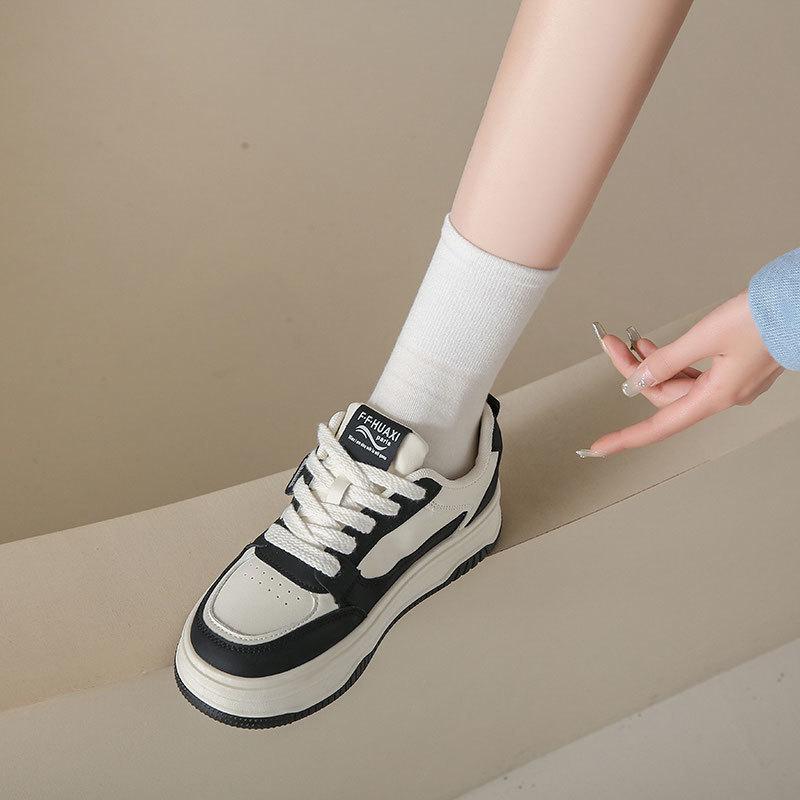 Маленькие белые туфли из натуральной мягкой кожи, женская спортивная обувь, студенческая обувь для серфинга, весенне-летняя дышащая спортивная обувь 2025 года, новая универсальная повседневная обувь