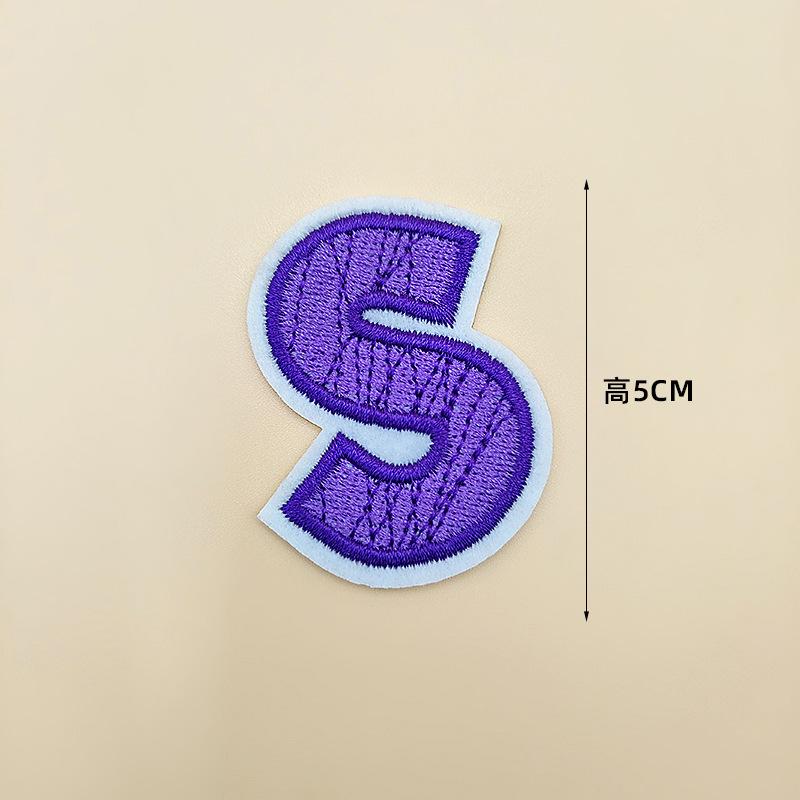 26 шт. цветных термоклеевых нашивок с буквами, вышитых патчей AZ, аппликация на одежду, платья, шляпы, носки, джинсы, аксессуары для самостоятельного изготовления