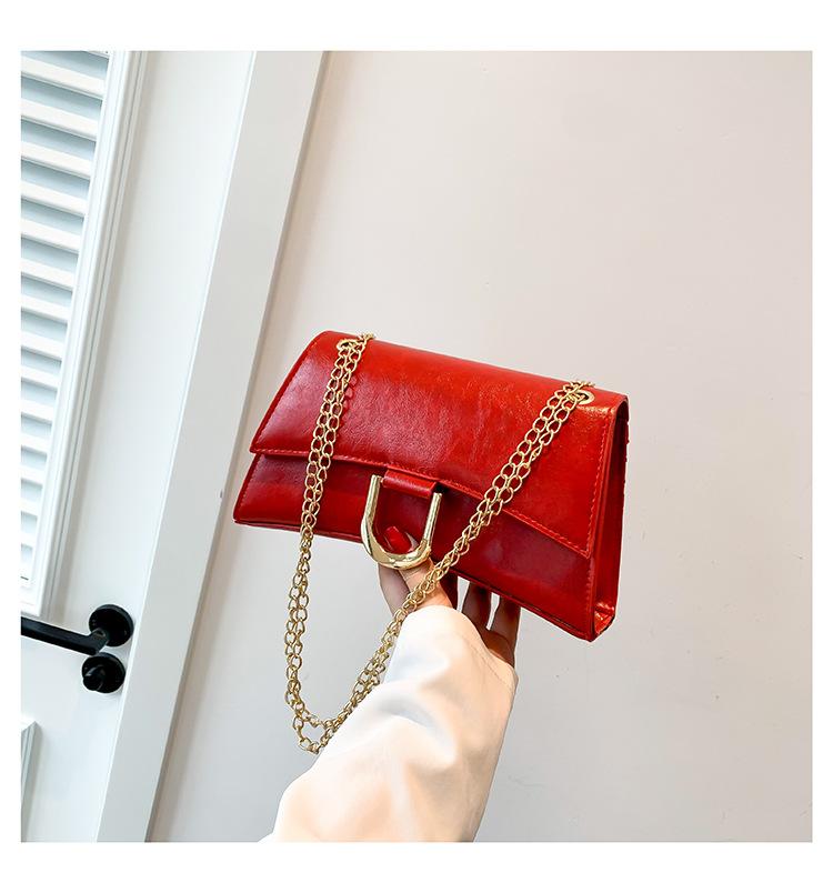 Женская сумка Маленькая квадратная сумка Дизайнерская сумка через плечо Зарубежная универсальная сумка-мессенджер Модная сумка на цепочке