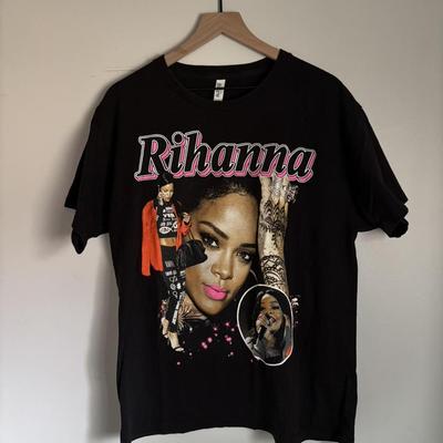 Мужская черная футболка Rihanna Хлопок Графическая футболка Короткий рукав Повседневная Хип-хоп S-5XL Унисекс Футболка