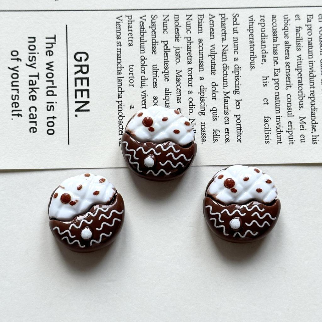 Имитация еды из смолы своими руками: Пончики, торты, тосты, кремовый клей и мелкие аксессуары для творчества