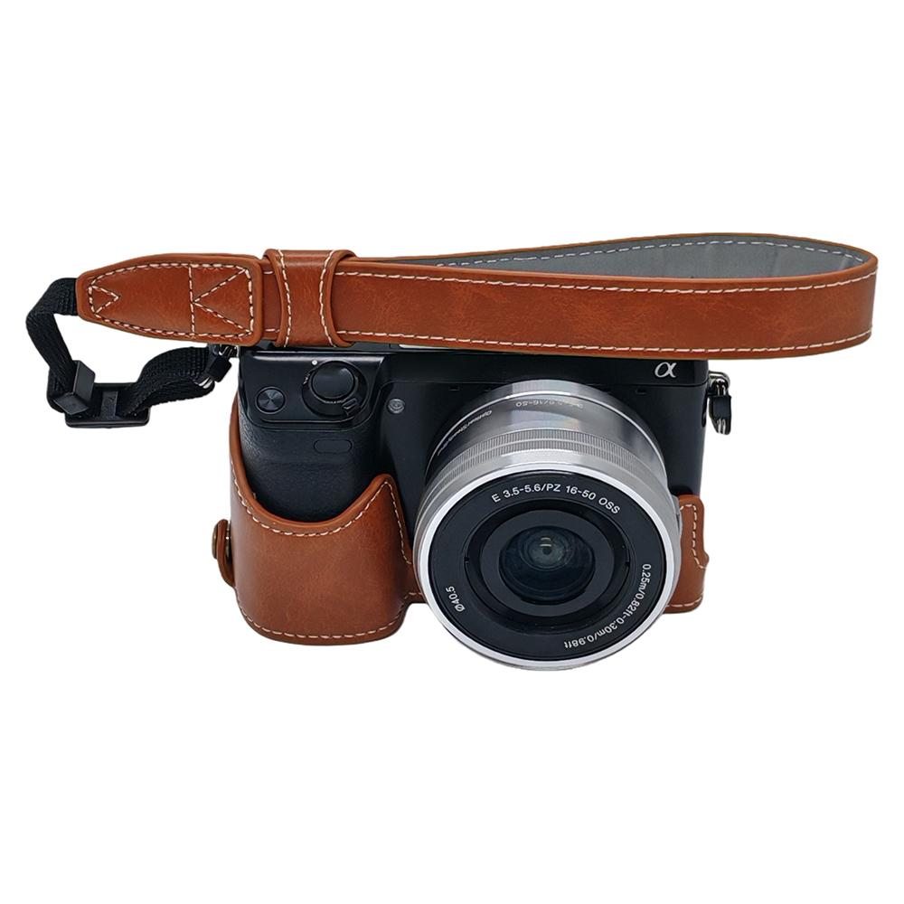 Для Sony NEX-7/NEX-6 Чехол для камеры из ПУ-кожи Конструкция с отверстием для батареи Чехол-половинка с ремешком для руки