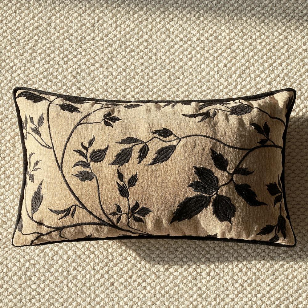 French Retro Throw Pillow Cover Soft Luxury Stamping Cushion Cover Skin-friendly Thickened Lumbar Pillow Cover Living Room