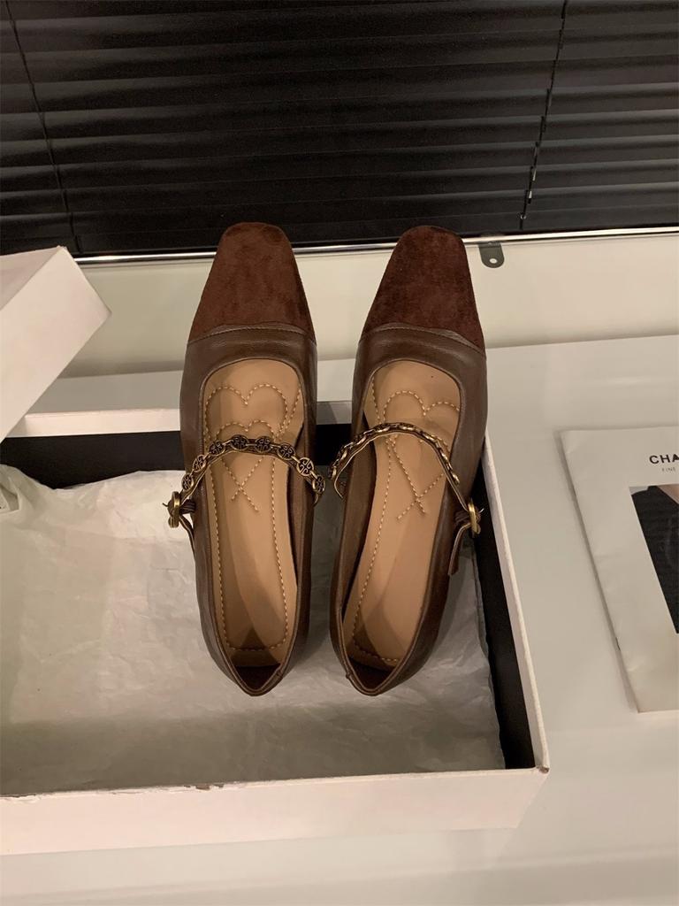 French Low-heeled Red Mary Jane Single Shoes Women's Shoes 2025 New Spring and Autumn Retro Splicing Black Commuter Shoes