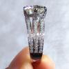 Huitan Luxury AAA Cubic Zirconia Женские кольца Модные кольца для помолвки Предложение для девушки Подарок на годовщину Вечность Ювелирные изделия