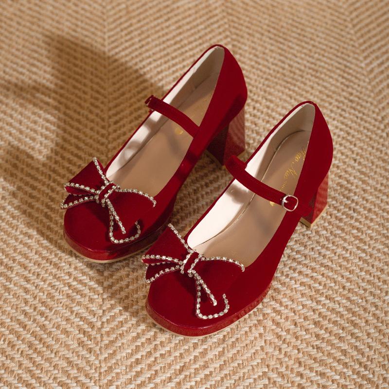 Китайские свадебные туфли Xiuhe женские 2025 новые туфли Мэри Джейн на толстом каблуке, не утомляющие ноги, туфли для помолвки, туфли невесты
