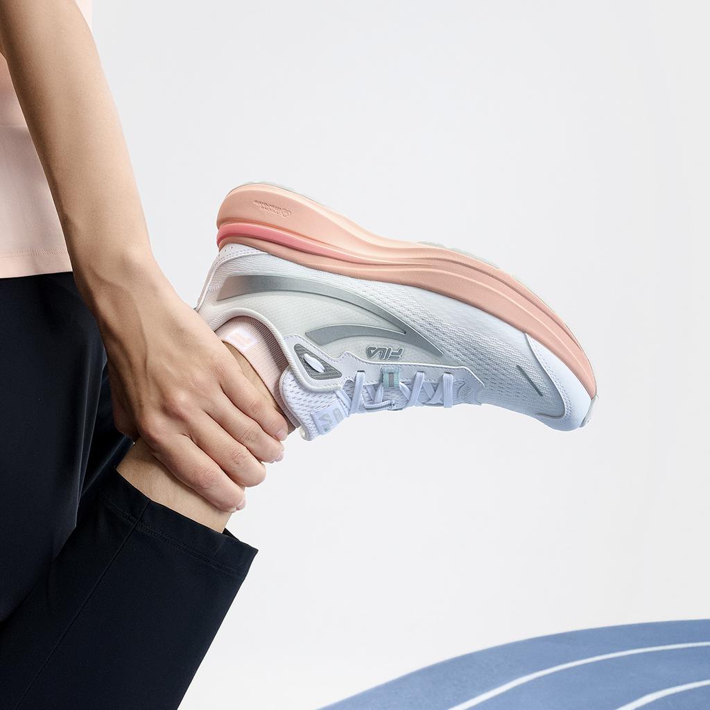 Fila Nuvole 1.0 City Running Fabric Low-Top Running Shoes Women Sneaker White A12W421116FWT