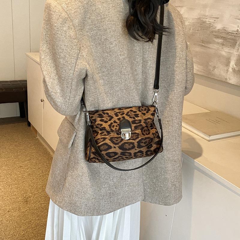 Нишевая дизайнерская сумка-мессенджер женская сумка текстурированная сумка на плечо женская новая модная высококлассная сумка с леопардовым принтом