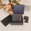 2025 Мужской элегантный кошелек с несколькими отделениями для карт и зажим для денег - Красивый, универсальный, дизайн в стиле легкой роскоши, однотонный.