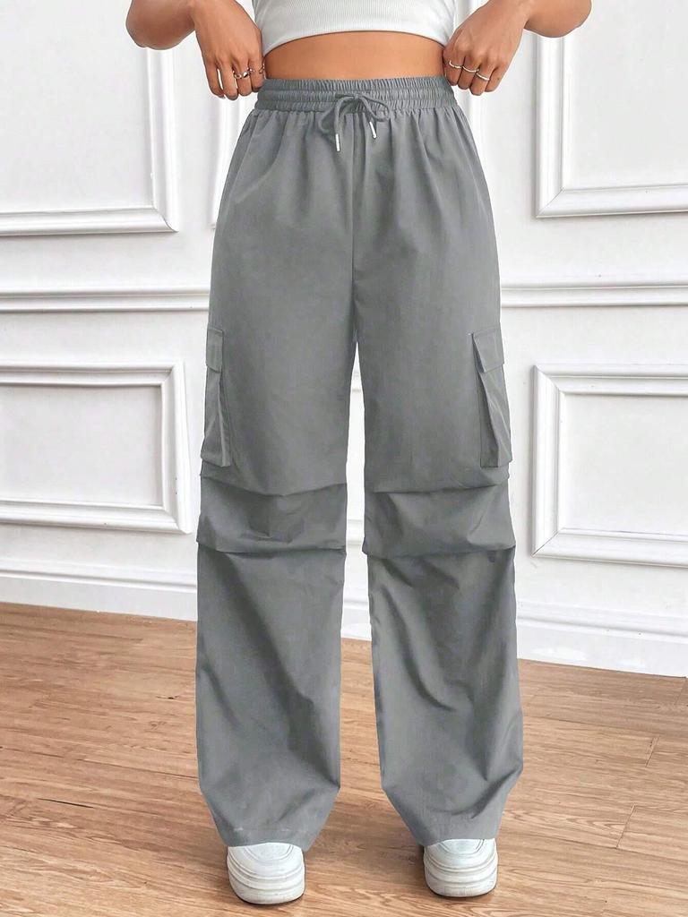 2025 Spring/Fall Elastic Waist Drawstring High-Waist Cargo Pants for Women—Loose Fit, Flap Pockets, Commuter Style.