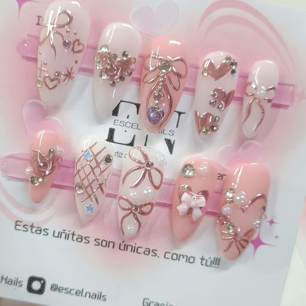 24 шт. Аврора Пурпурно-зеленый Градиент Французские Накладные Ногти Металлический Серебряный Бабочка Звезда Сладкие Крутые Накладные Ногти Высококачественные Носимые