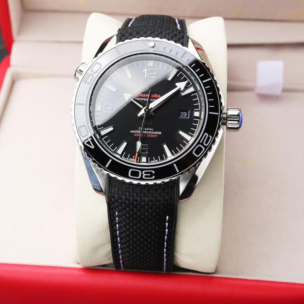 Часы для дайвинга Seamaster 600m с оранжевым спортивным резиновым ремешком и стальным корпусом