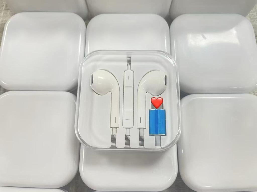 Внутриканальные Bluetooth-наушники с интерфейсом Lightning для Apple 7-14, с функцией всплывающего вызова.