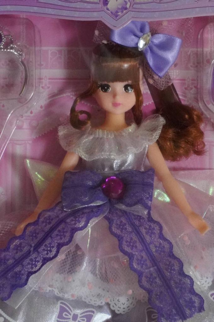 Takara Tomy Brand buy it Dream Fantasy Amethyst Princess Emily new, now