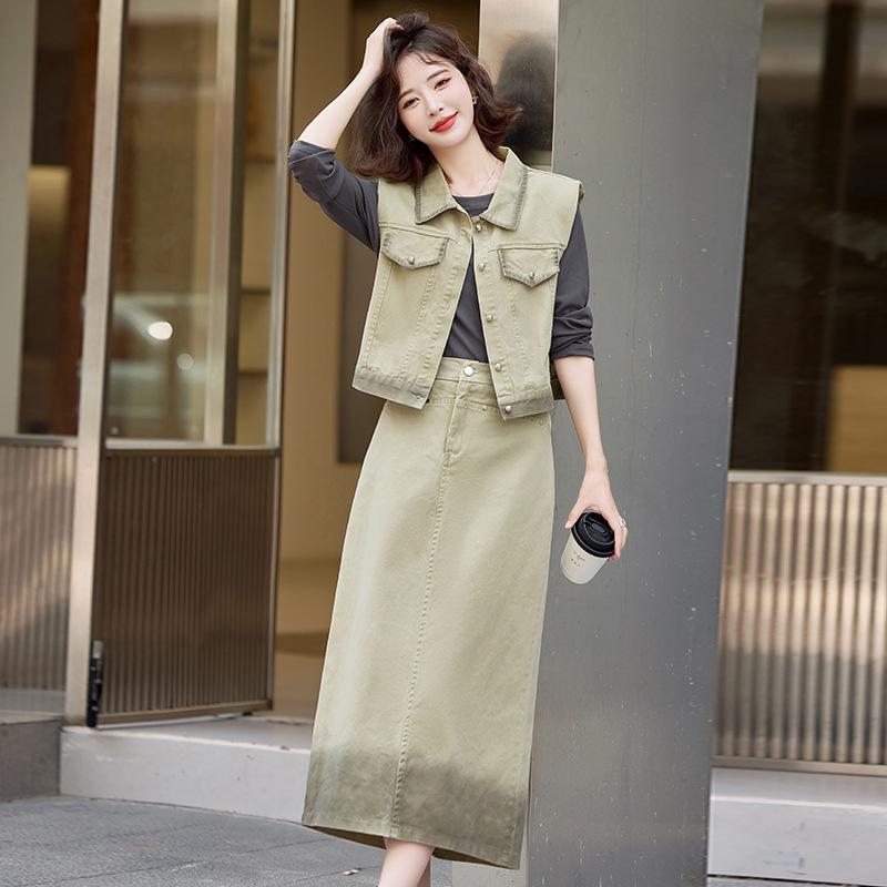 Градиентный джинсовый комплект-тройка миди-юбка - 2025 Стильная и молодящая мода (Модель LU8933)