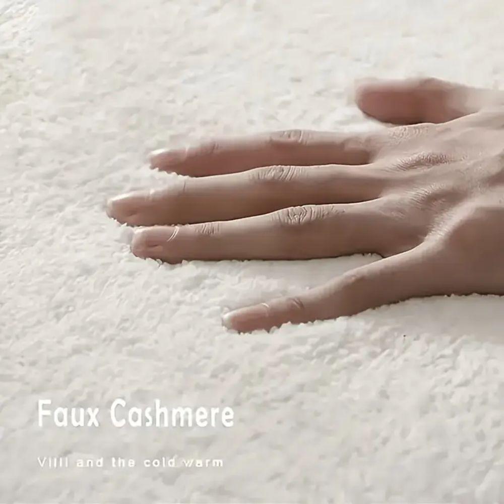 VIKAMA Creamy Style Apple Carpet Anti-slip Entry Floor Mat Soft Absorbent Bathroom Mat Bedside Rug for Bedroom Home Decoration