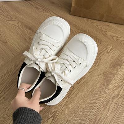 Бежевые ретро-туфли на маленькой платформе для папы, женская обувь 2025 года, новая осенняя легкая обувь для увеличения роста, повседневная спортивная обувь