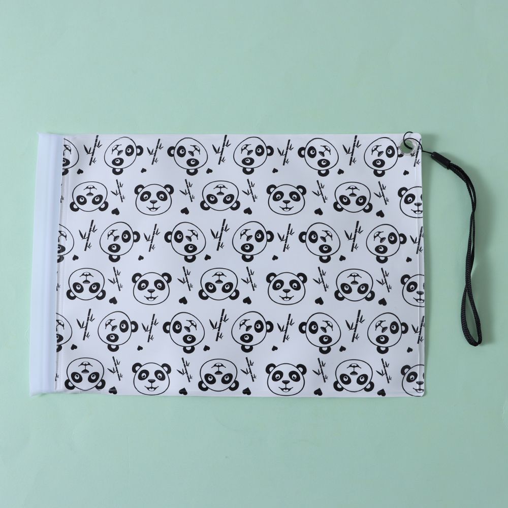 Удобный контейнер-раскладушка с застежкой-кнопкой для чистых салфеток