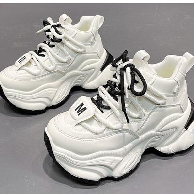 Женская обувь – Кроссовки