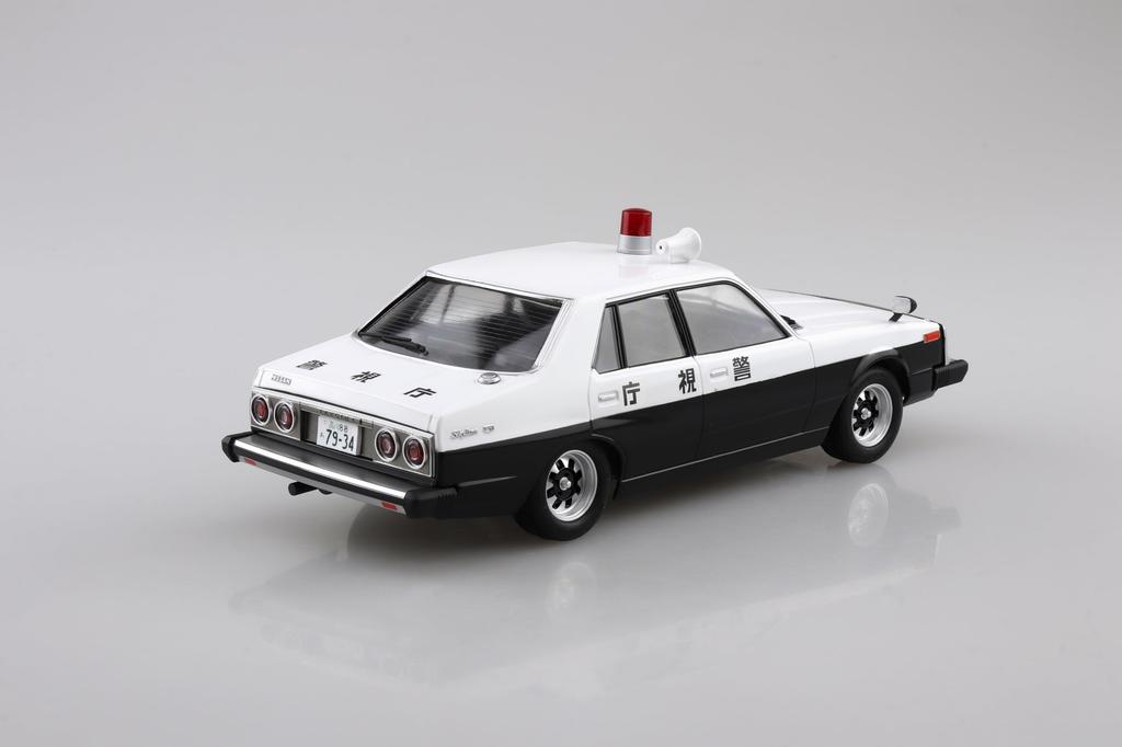 Aoshima Bunka Kyozai Серия Модельных Автомобилей Nissan HGC210 Skyline Патрульная Машина Пластиковая Модель 1/24 №SP `77 (Автомобиль)