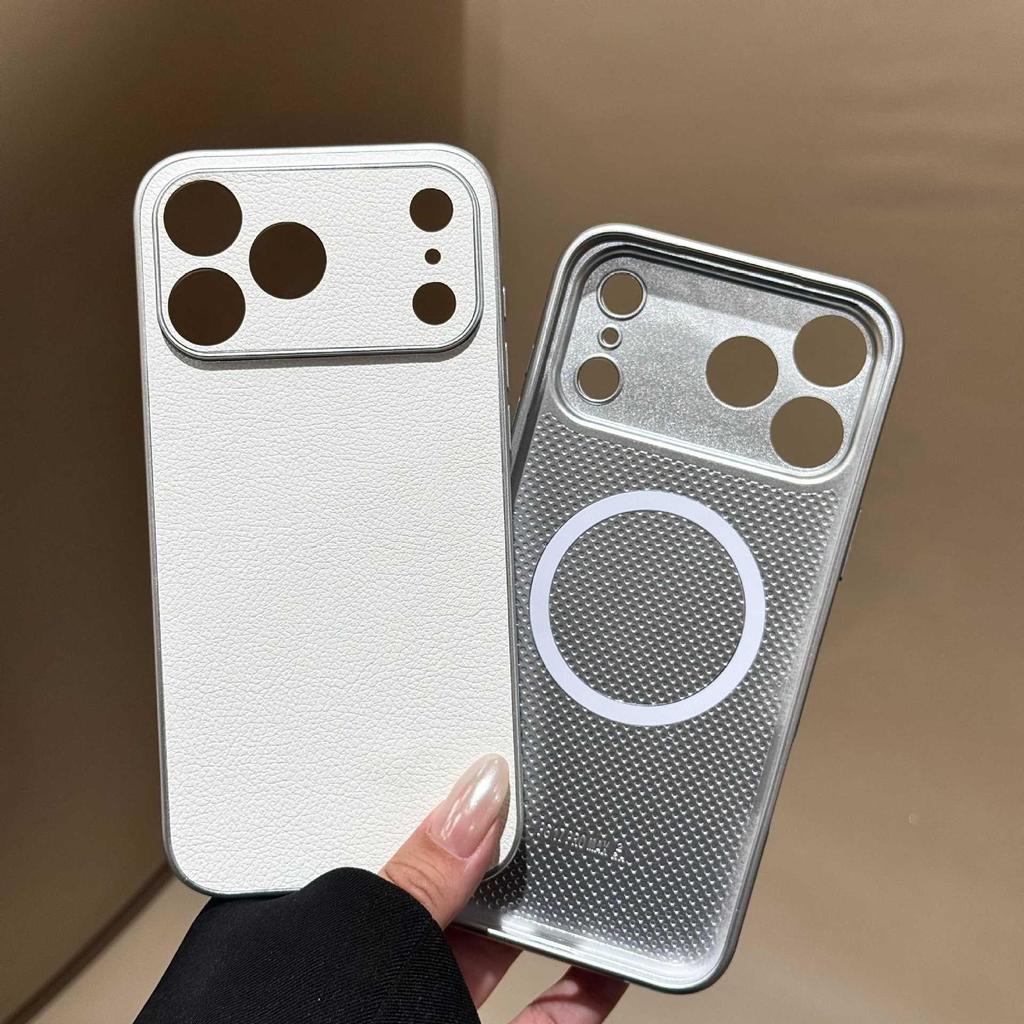 Премиальный чехол для телефона iPhone 17 Pro Max с КТ Кошкой, стразами, узором личи и магнитной подставкой