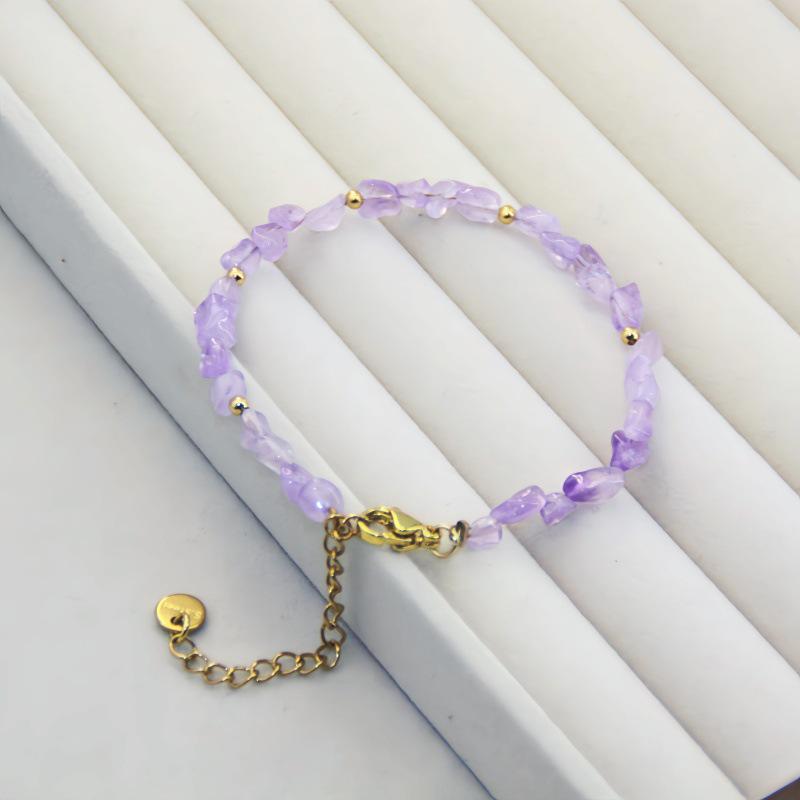 Золотой чокер с аквамарином и бусинами, дизайн с натуральным камнем