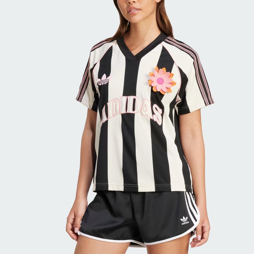 Adidas Полосатая Свободная Футболка с V-образным Вырезом и Короткими Рукавами Женские Топы Волшебно-Белый KC0672