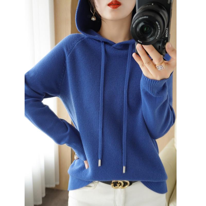 2025 Autumn/Winter Women's Hooded Knit Sweater - Long Sleeve, Solid Color, Loose Fit, Versatile Commuting Style