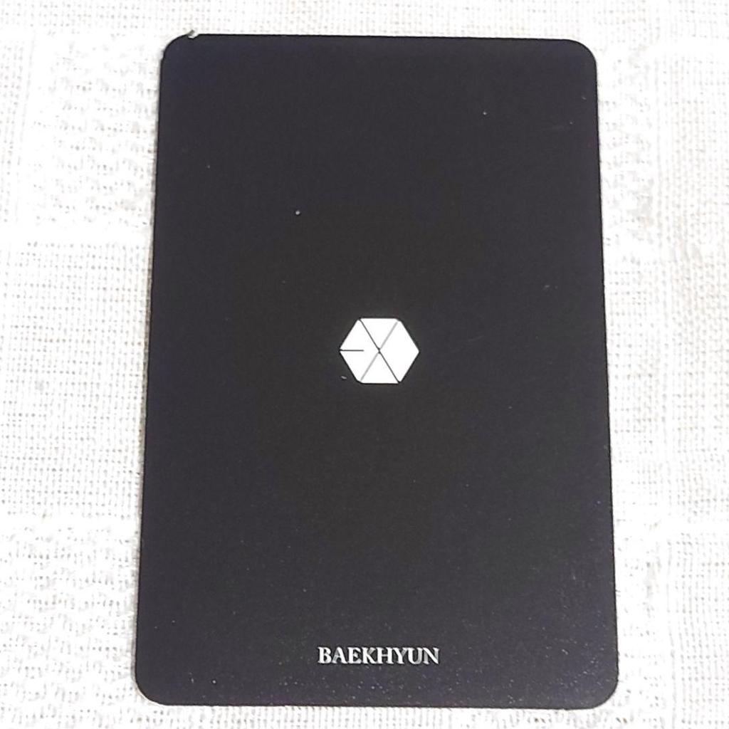 [USED] EXO Baekhyun Commemorative Medal with Trading Card