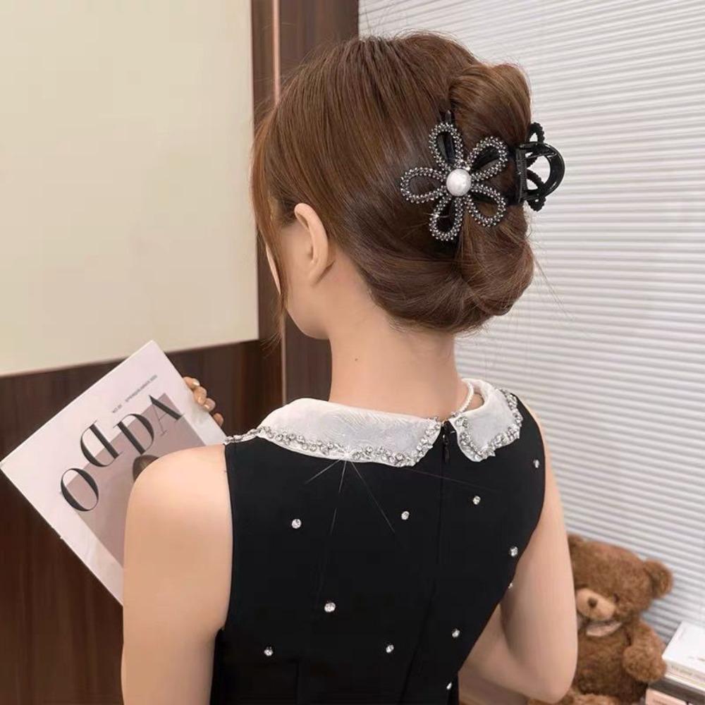 Zircon Flower Pearls Shark Clip Korean Style Shiny Hair Claw Rhinestone Shark Clip Daily