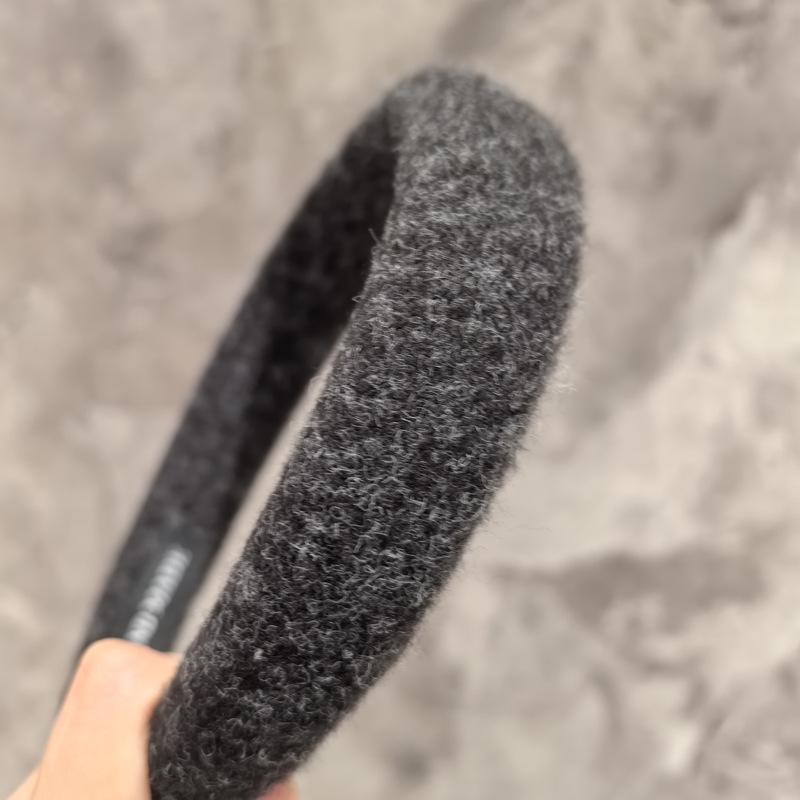 French Elegance Black Series Pearl Headband with Teeth - Autumn/Winter Collection