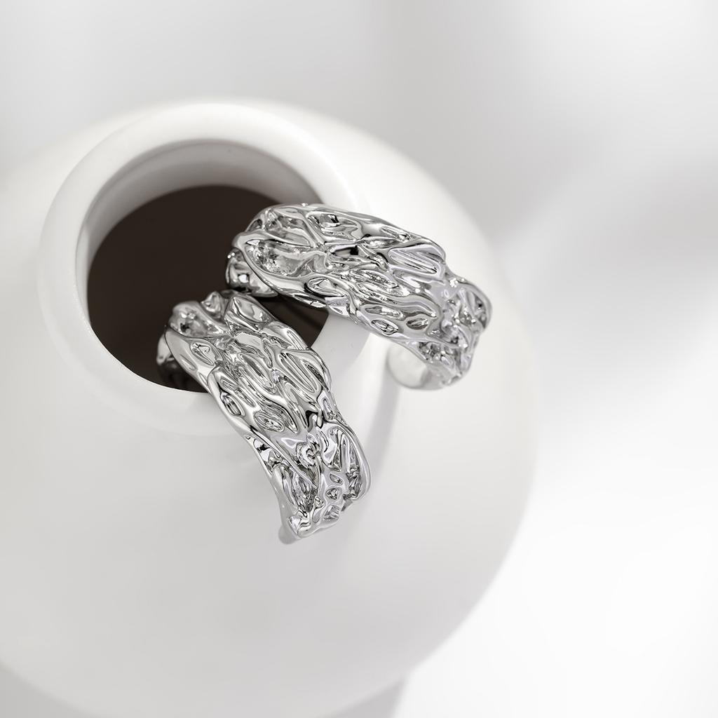 Необычные полукруглые серьги из 18-каратного золота с медным покрытием, ленивый ветер, ретро-плиссированные высококачественные персонализированные серьги в стиле холодного ветра