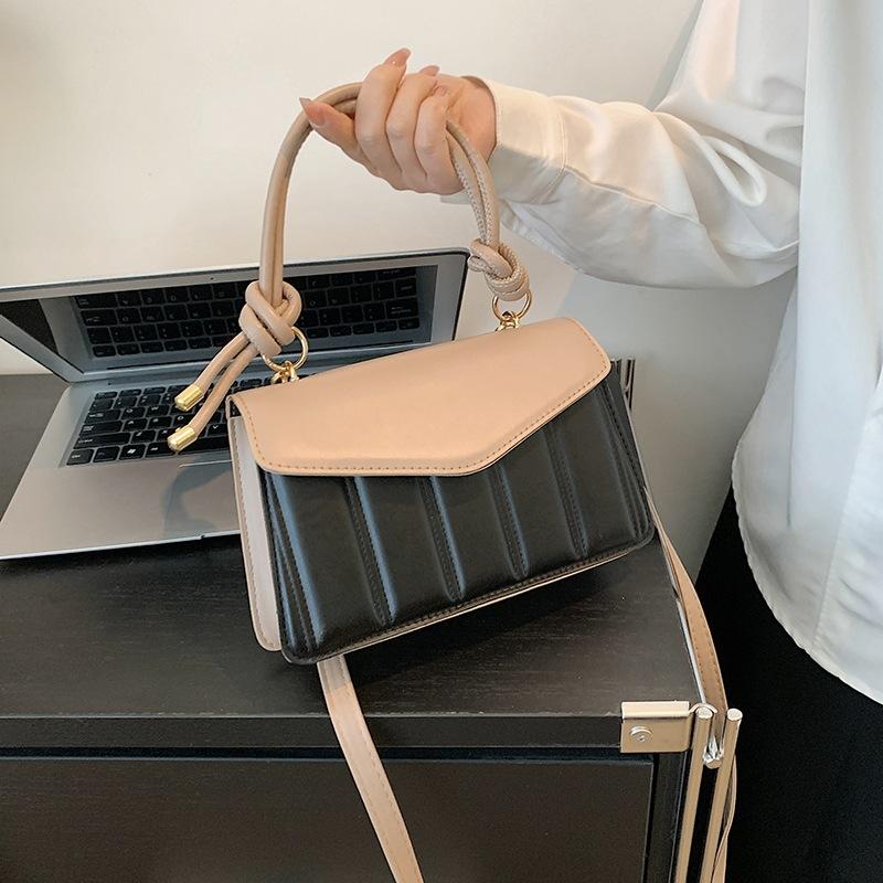 Модная портативная женская сумка с цветовым сочетанием 2024 новая повседневная сумка-мессенджер простая сумка на плечо маленькая квадратная сумка повседневная сумочка