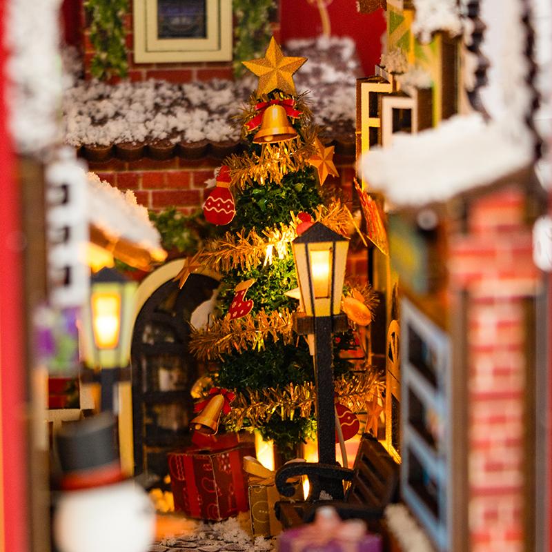 Christmas Book Nook DIY Wooden House Kit - 3D Puzzle Miniature Cabin Model, Creative Bookshelf Decor, Unique Holiday Gift Craft