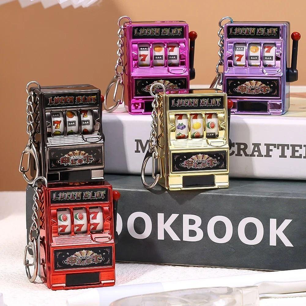 Мини-азартные игровые автоматы Брелки для ключей Творческий аркадный карманный фрукт Счастливый джекпот Гаджет Антистрессовая игрушка Забавные игры Брелок Кольцо