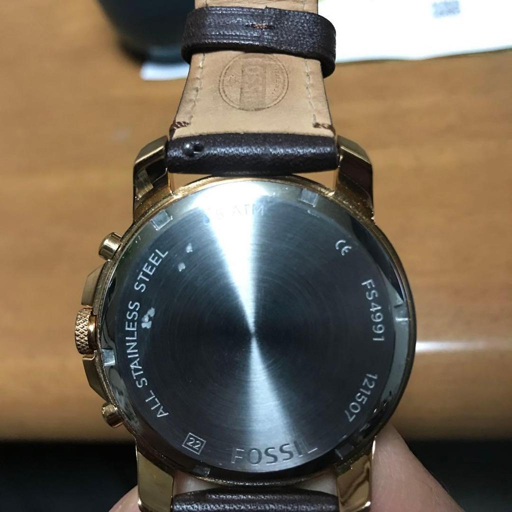 Б/у кварцевые наручные часы Fossil из нержавеющей стали fossil