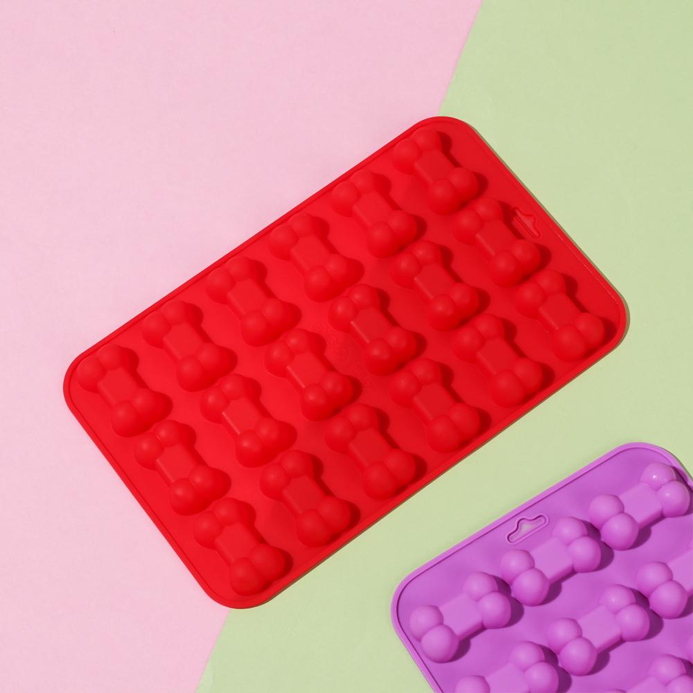 Candy Cookies Puppy Dog Paw Ice Cube Tray Cake Making Chocolate Baking Mould Silicone Molds