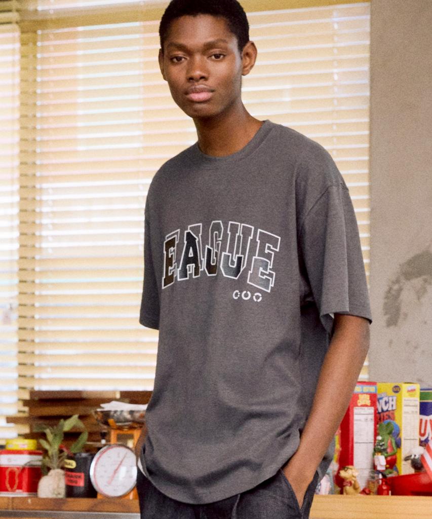 DTHIRTYONE League Overlay Print T-Shirt (Pigment Charcoal)
