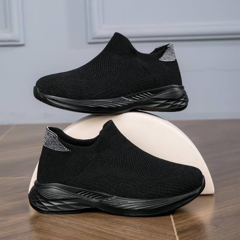 In 2024, foreign trade flying weaving classmates children's casual sports shoes boys and girls pedal youth casual shoes